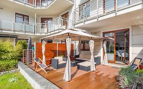 Meiguan With Huge Terrace + Extra 2 Parking Spots
